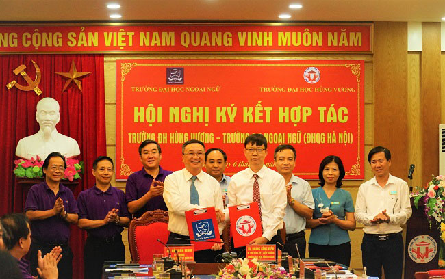 Truong Dai hoc Hung Vuong ky ket hop tac toan dien voi Truong Dai hoc Ngoai ngu (DH Quoc gia Ha Noi)