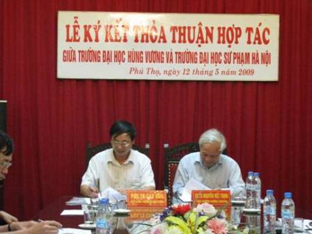 Ky ket thoa thuan hop tac voi truong Dai hoc Su pham Ha Noi