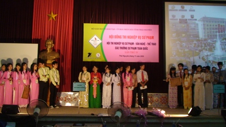 Dong lai mot chu tam